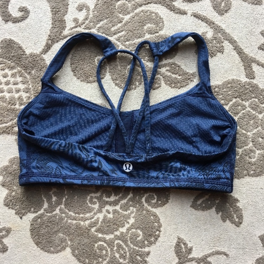 lululemon sports bra
